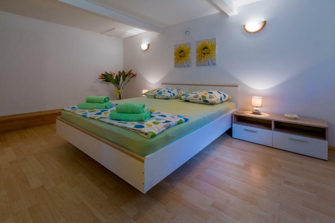 Apartment Dvorska Crikvenica Exterior photo